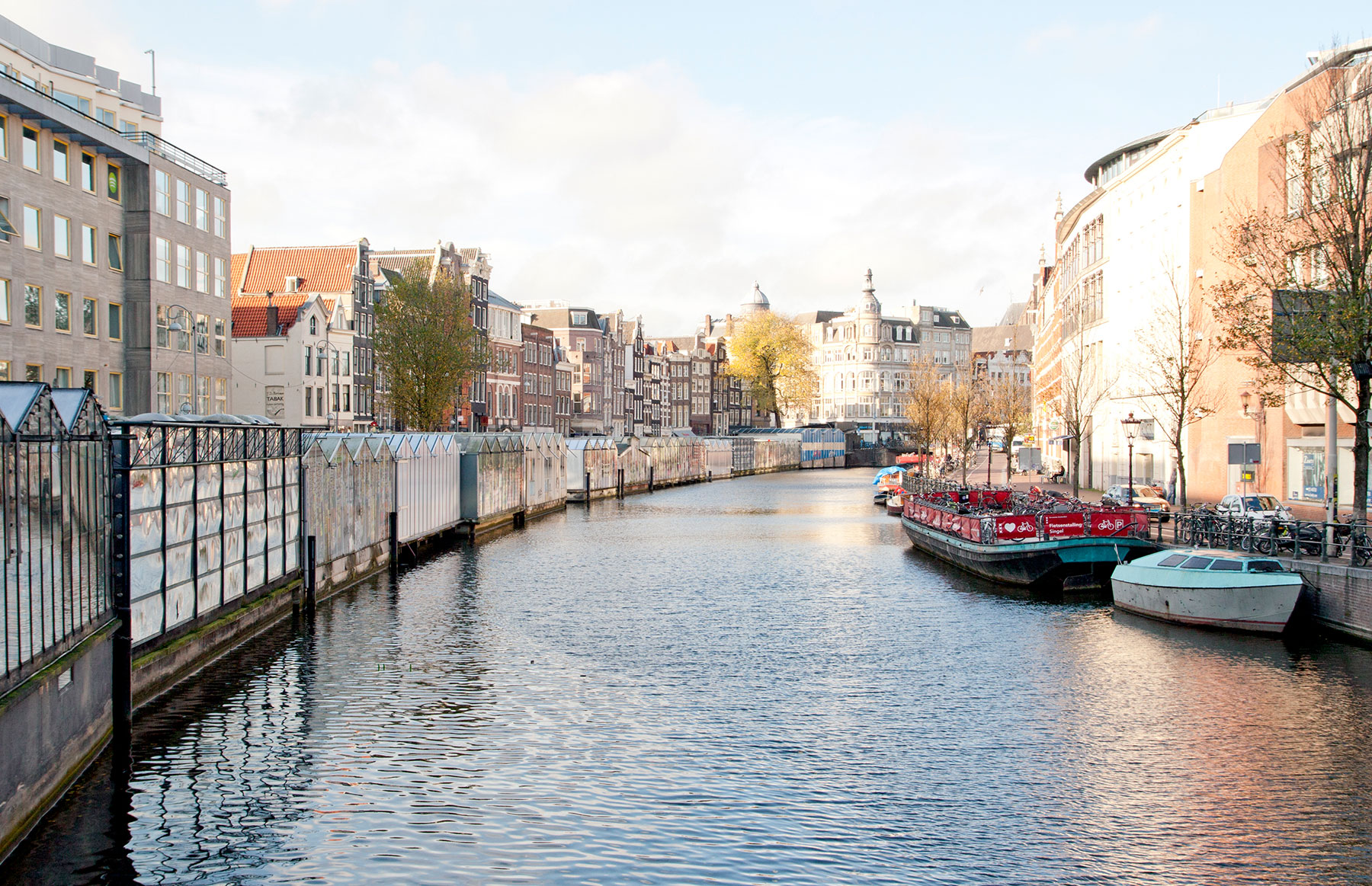 Floating Flower Market