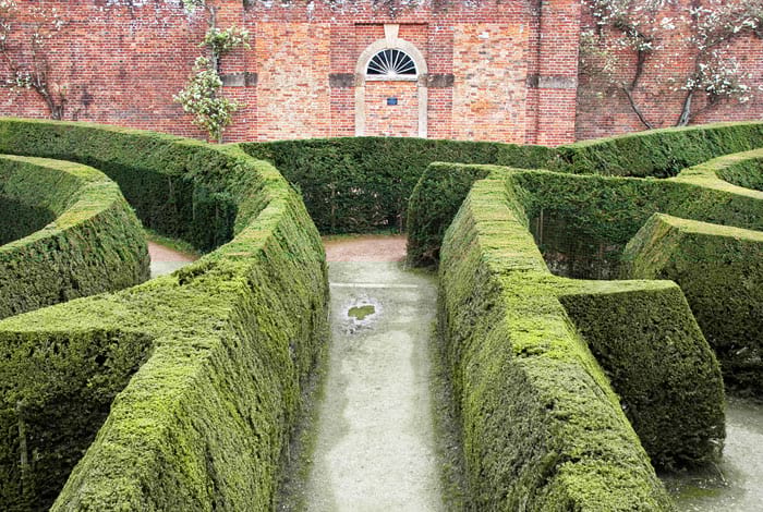 Blenheim Palace Maze | Photo: Tony Hisgett CC-BY 2.0