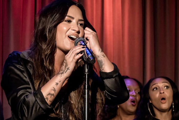 Demi Lovato performing at the Grammy Museum | Photo: Justin Higuchi CC-BY 2.0