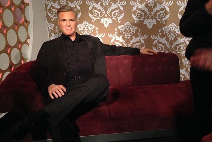 Sit with George Clooney | Photo: Flickr, Luke Rauscher - CC BY 2.0